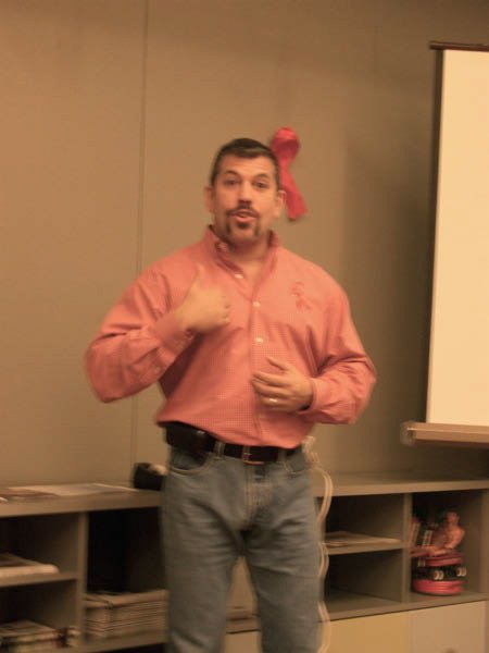 Daniel presents at the Deaf AIDS Memorial