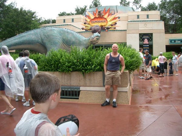 Dave visits the Dinosaurs at Disney's Animal Kingdom