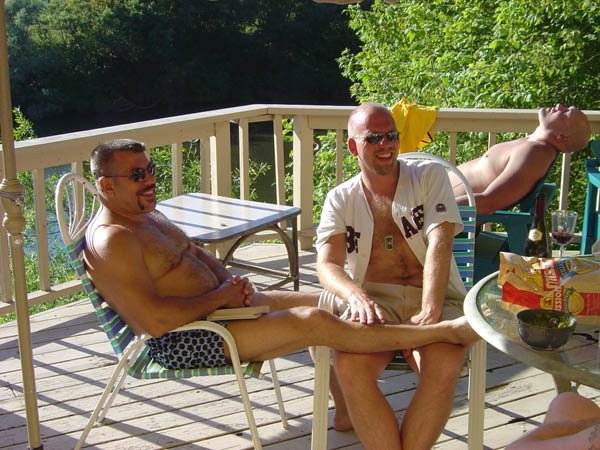 Lazy Bear 2005: Daniel and Dave on the deck